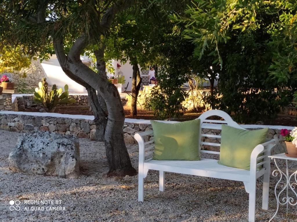 Relais Trulli Le Icone Bed & Breakfast Ostuni Eksteriør bilde