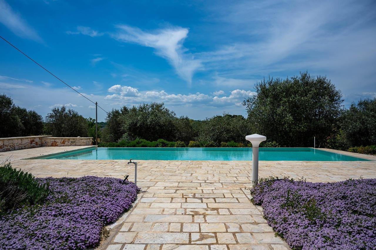 Relais Trulli Le Icone Bed & Breakfast Ostuni Eksteriør bilde