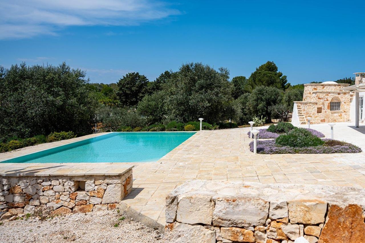 Relais Trulli Le Icone Bed & Breakfast Ostuni Eksteriør bilde