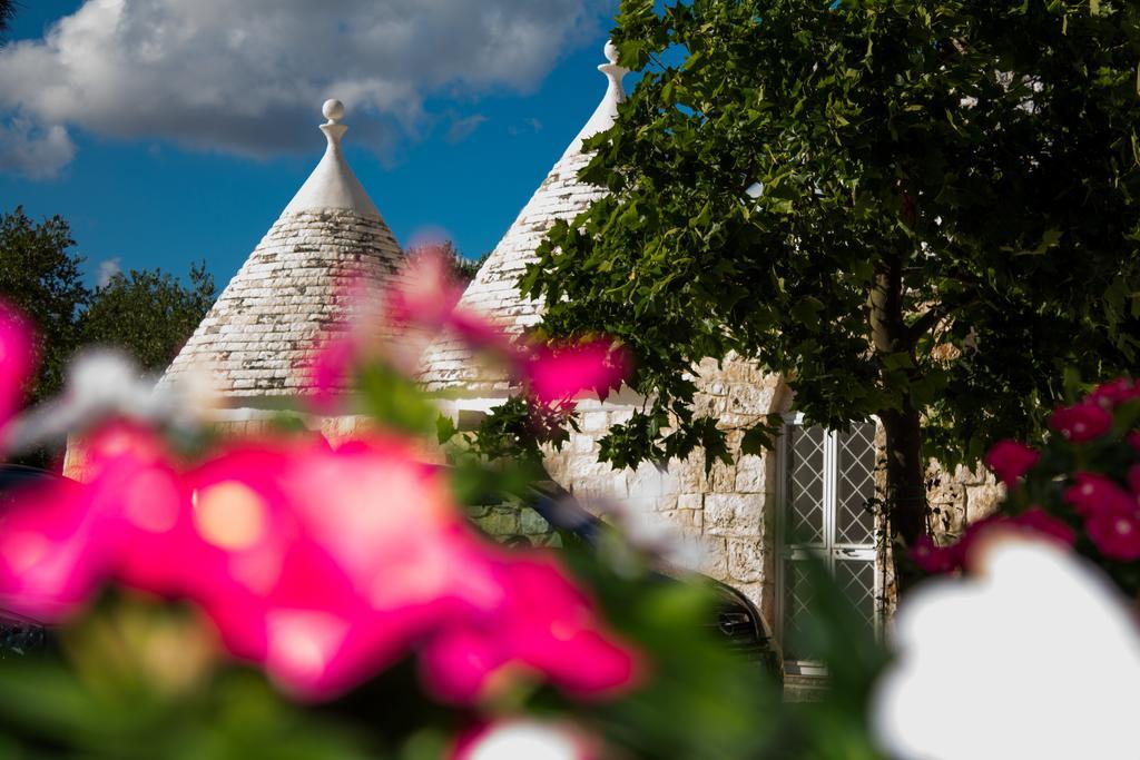 Relais Trulli Le Icone Bed & Breakfast Ostuni Eksteriør bilde