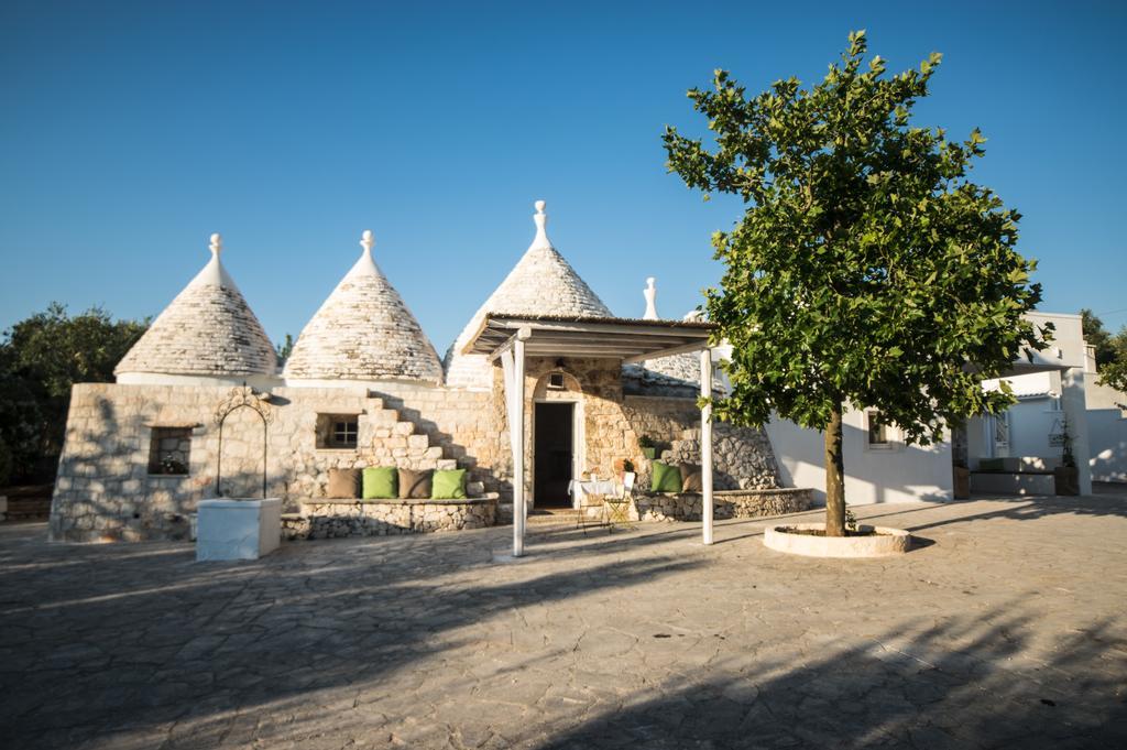 Relais Trulli Le Icone Bed & Breakfast Ostuni Eksteriør bilde